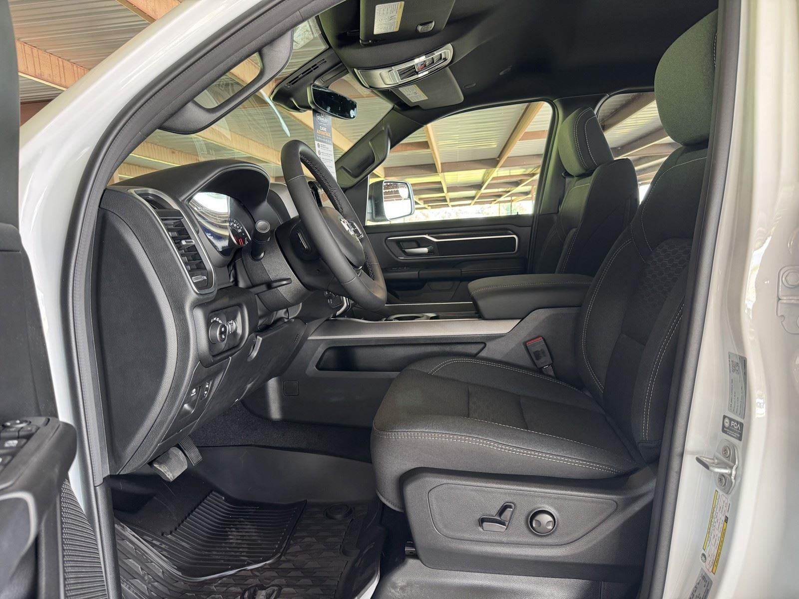 2026 RAM Ram 1500 RAM 1500 LONE STAR CREW CAB 4X4 5'7' BOX