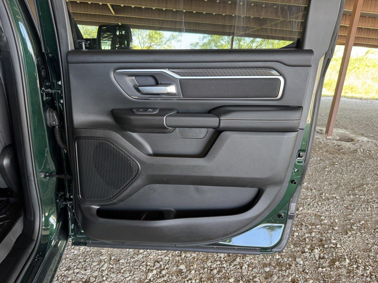 2026 RAM 1500 RAM 1500 LONE STAR CREW CAB 4X4 5'7' BOX