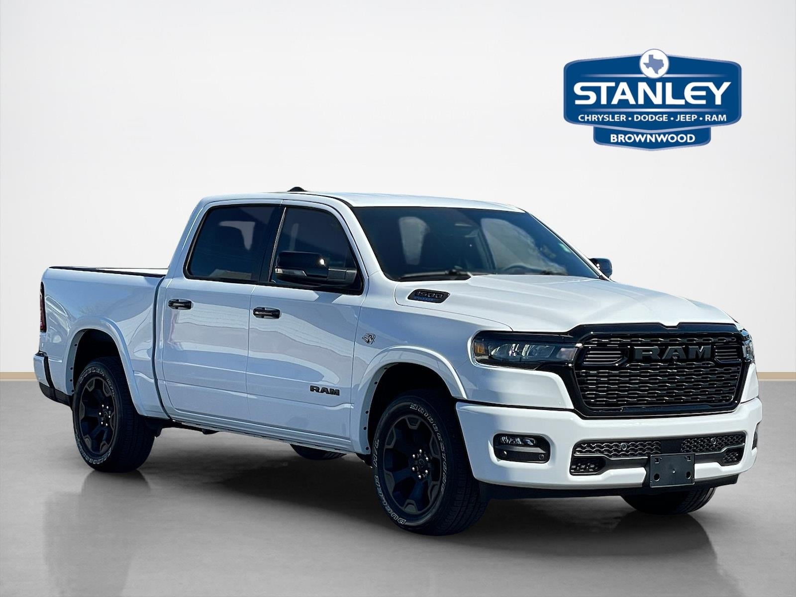 2026 RAM Ram 1500 RAM 1500 LONE STAR CREW CAB 4X4 5'7' BOX