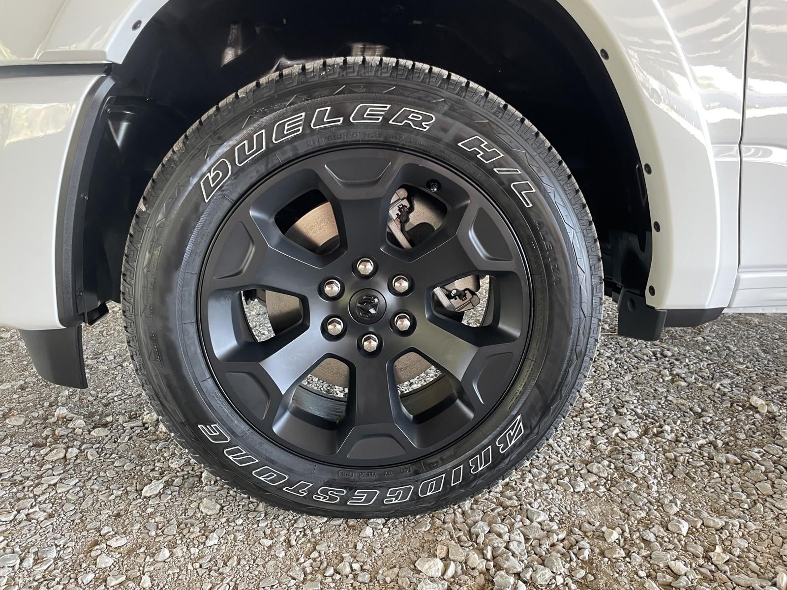 2026 RAM Ram 1500 RAM 1500 LONE STAR CREW CAB 4X4 5'7' BOX