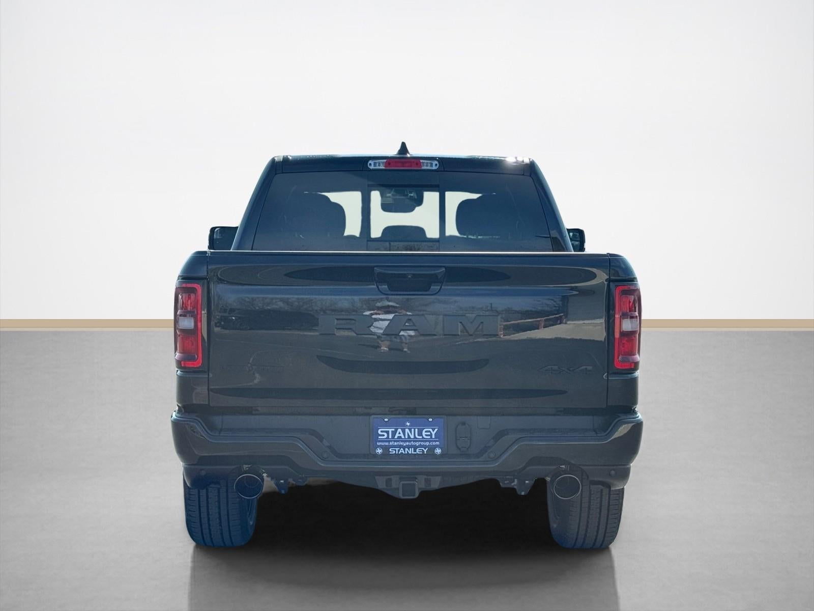 2026 RAM Ram 1500 RAM 1500 LONE STAR CREW CAB 4X4 5'7' BOX