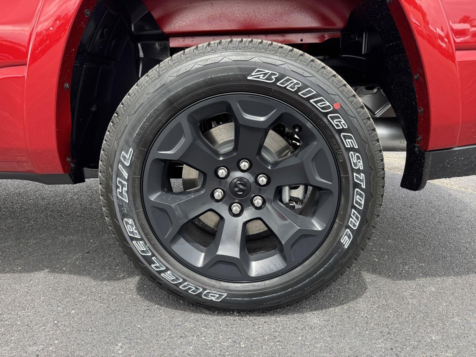 2026 RAM Ram 1500 RAM 1500 LONE STAR CREW CAB 4X4 5'7' BOX