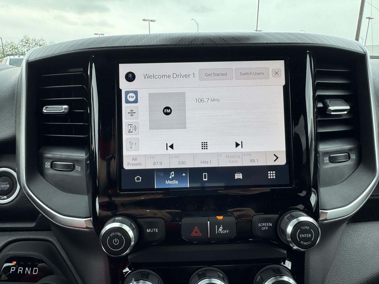 2026 RAM Ram 1500 RAM 1500 EXPRESS CREW CAB 4X4 5'7' BOX