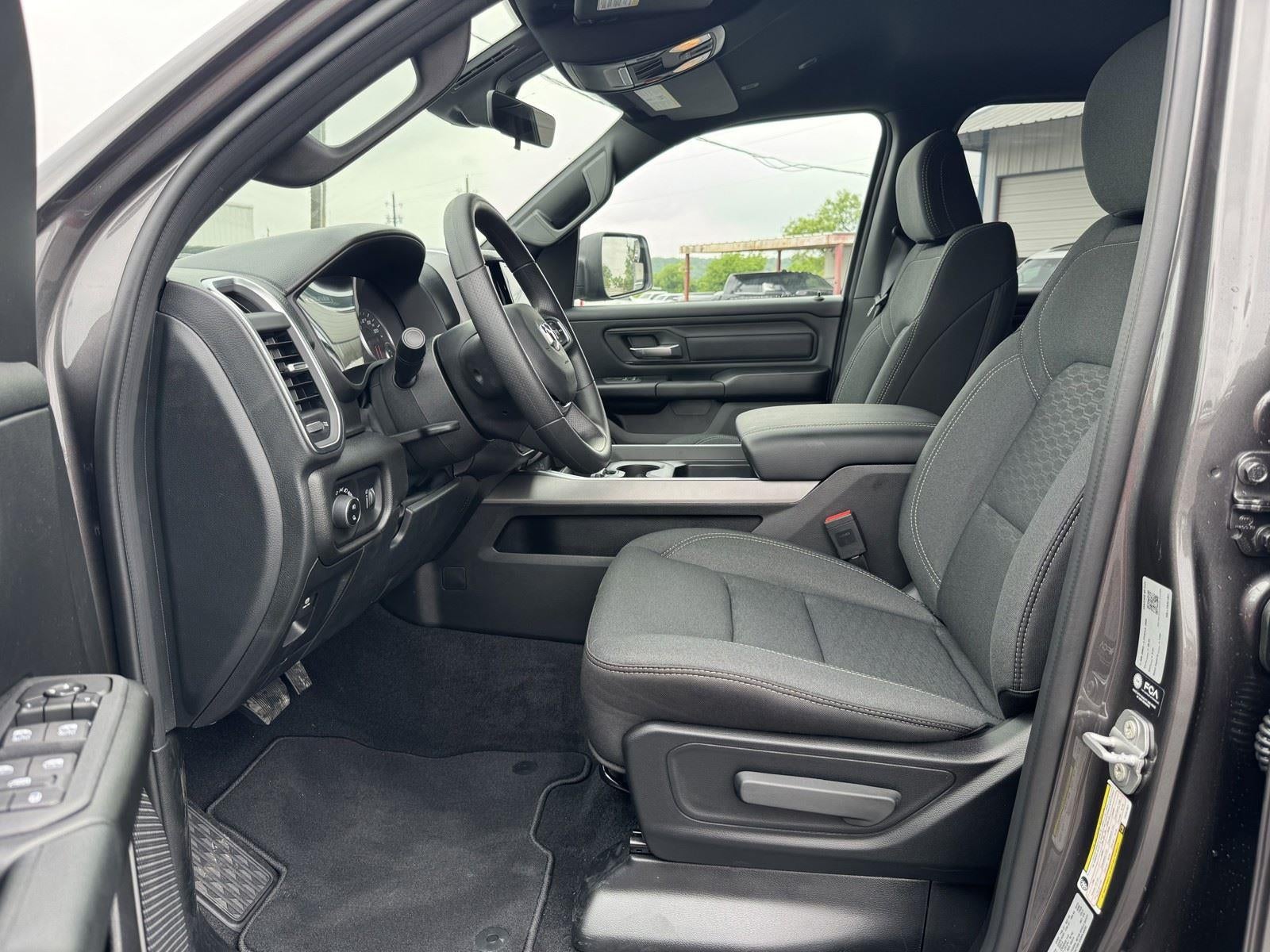 2026 RAM Ram 1500 RAM 1500 EXPRESS CREW CAB 4X4 5'7' BOX