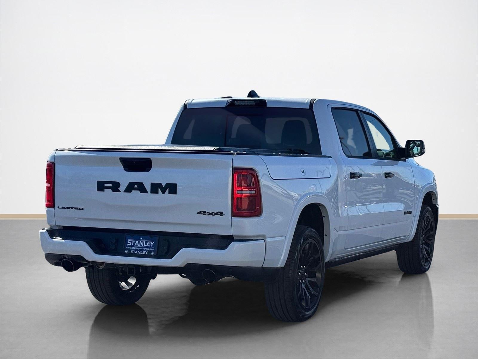 2026 RAM Ram 1500 RAM 1500 LIMITED CREW CAB 4X4 5'7' BOX