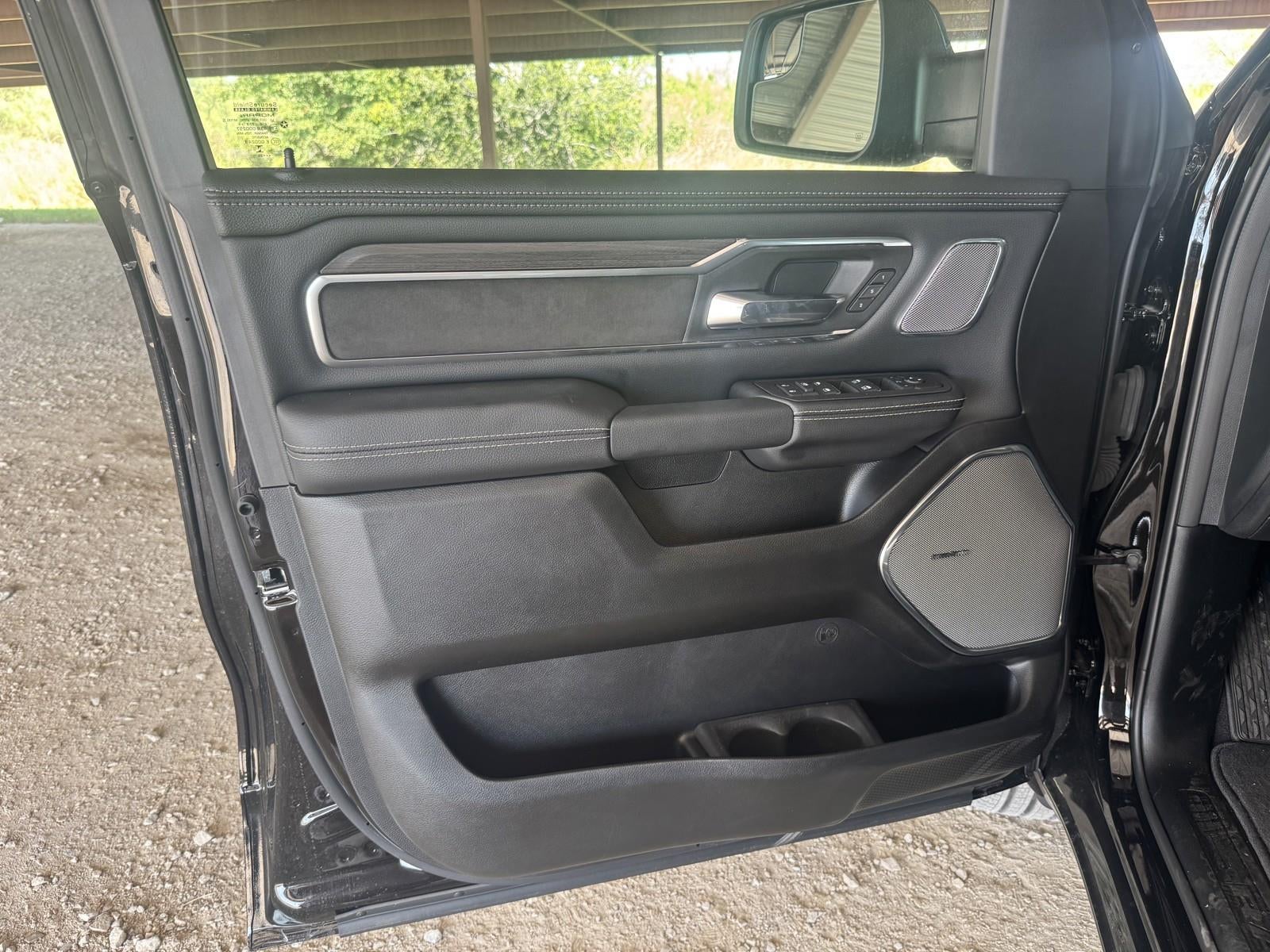 2025 RAM Ram 1500 RAM 1500 LARAMIE CREW CAB 4X4 5'7' BOX