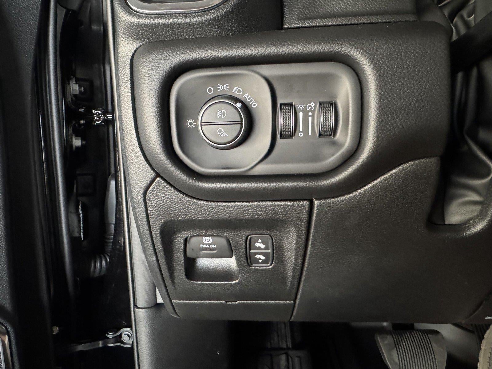 2027 RAM Ram 1500 RAM 1500 LARAMIE CREW CAB 4X4 5'7' BOX