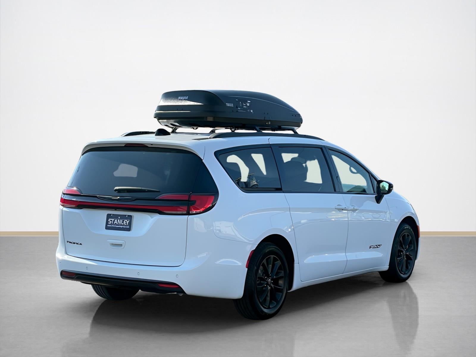 2025 Chrysler Pacifica PACIFICA SELECT