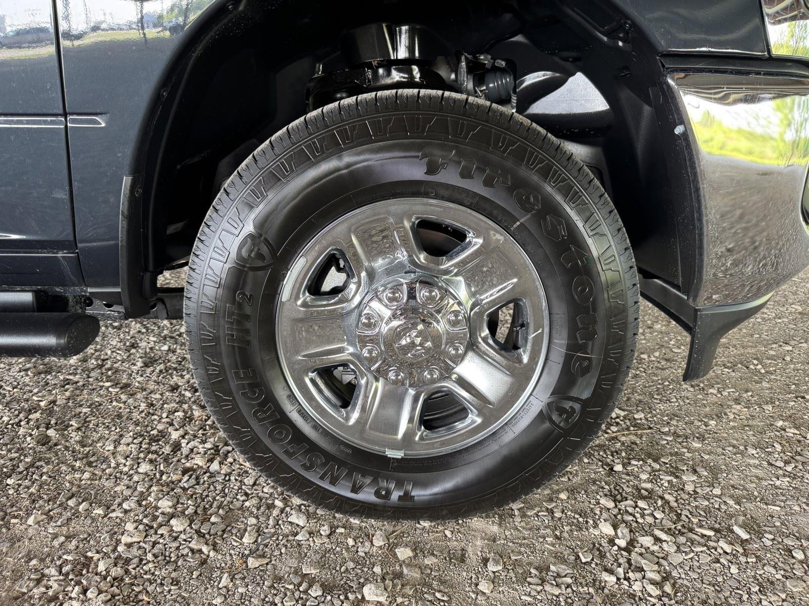 2026 RAM Ram 3500 RAM 3500 TRADESMAN CREW CAB 4X4 8' BOX