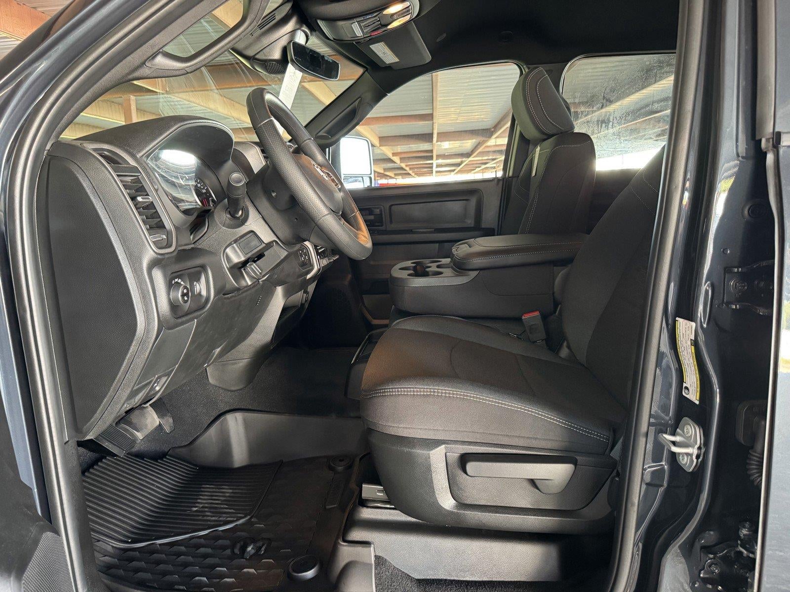 2026 RAM Ram 2500 RAM 2500 WARLOCK CREW CAB 4X4 6'4' BOX
