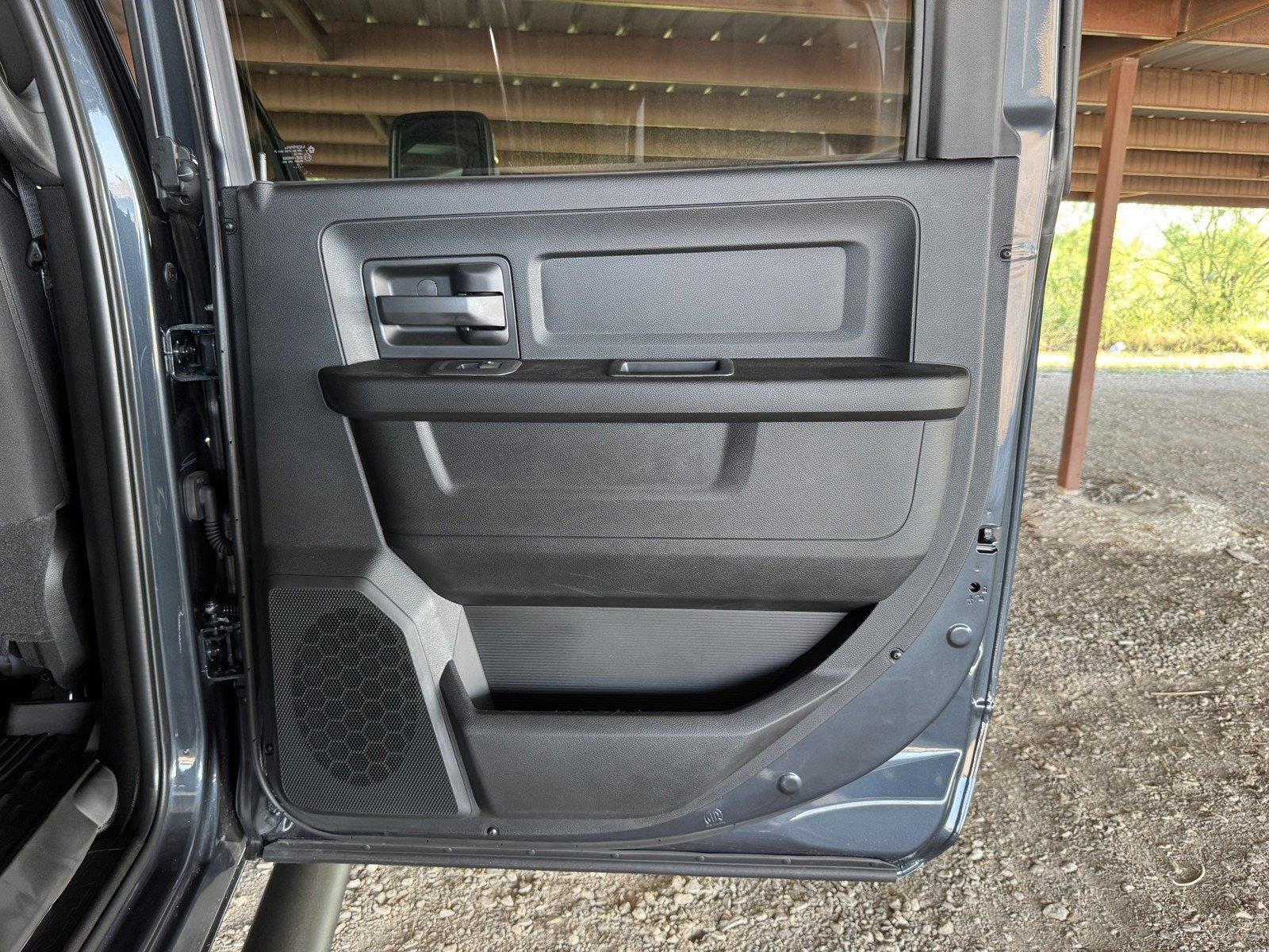 2026 RAM Ram 2500 RAM 2500 WARLOCK CREW CAB 4X4 6'4' BOX