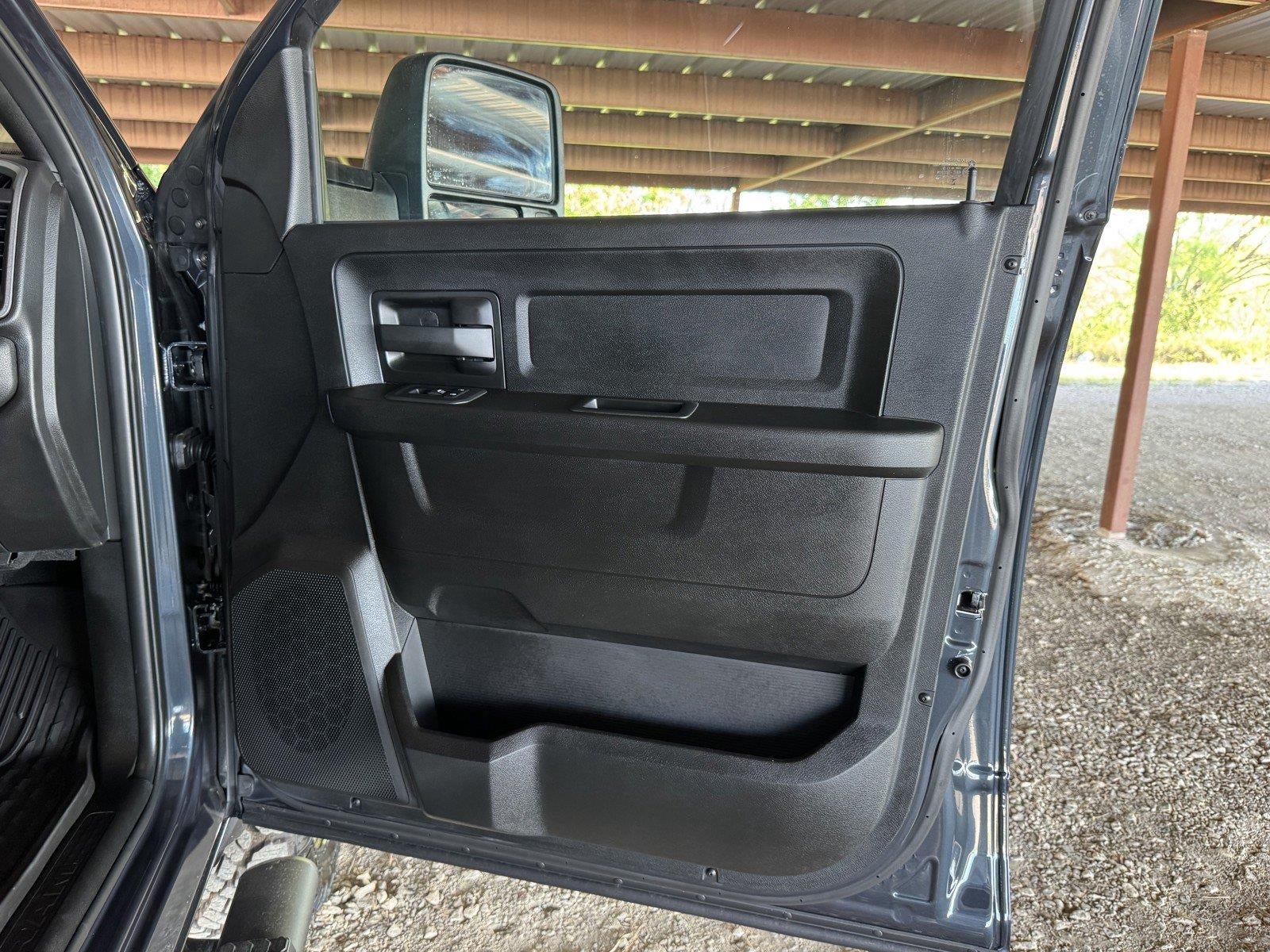 2026 RAM Ram 2500 RAM 2500 WARLOCK CREW CAB 4X4 6'4' BOX