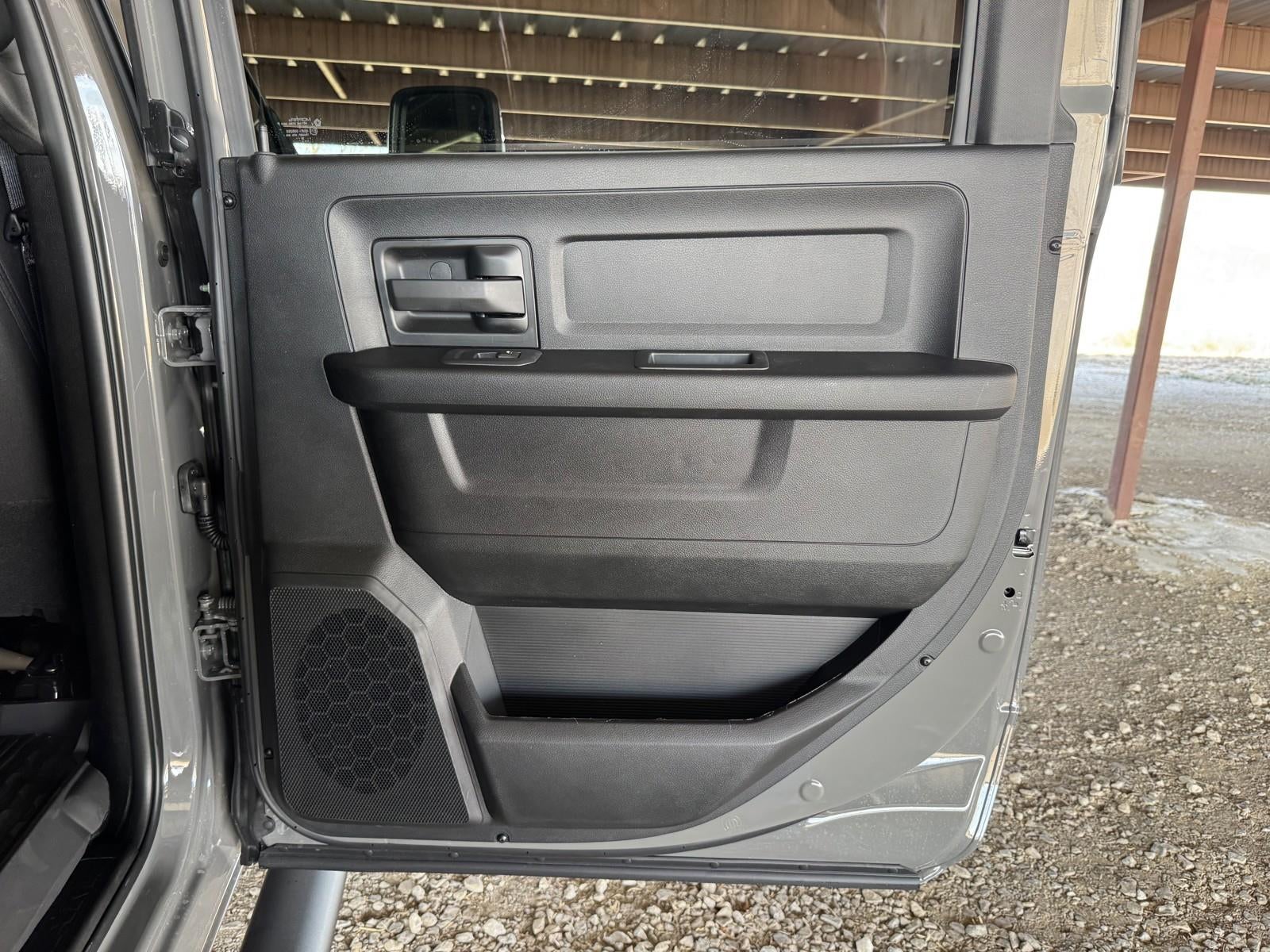 2026 RAM Ram 2500 RAM 2500 WARLOCK CREW CAB 4X4 6'4' BOX