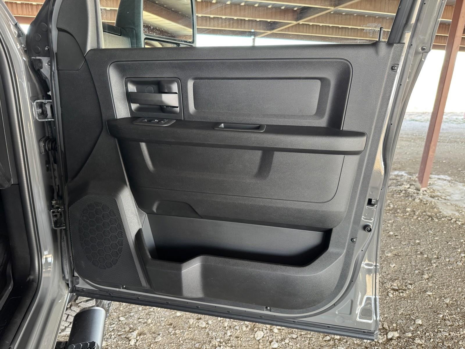 2026 RAM Ram 2500 RAM 2500 WARLOCK CREW CAB 4X4 6'4' BOX