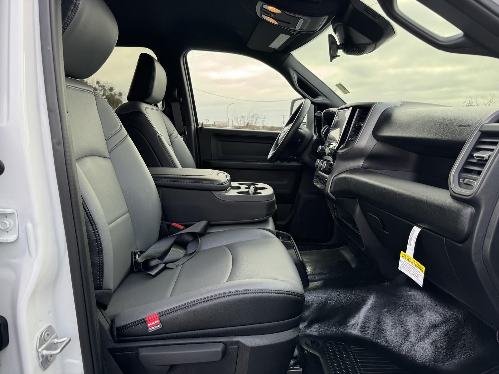 2026 RAM Ram 2500 RAM 2500 TRADESMAN CREW CAB 4X4 6'4' BOX