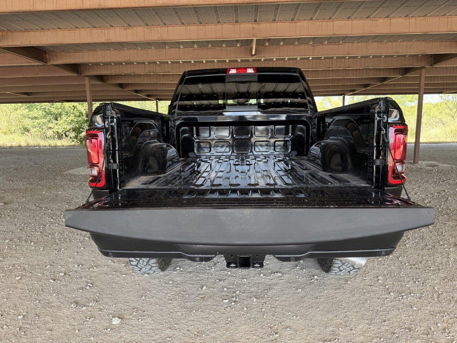 2027 RAM Ram 2500 RAM 2500 WARLOCK CREW CAB 4X4 6'4' BOX
