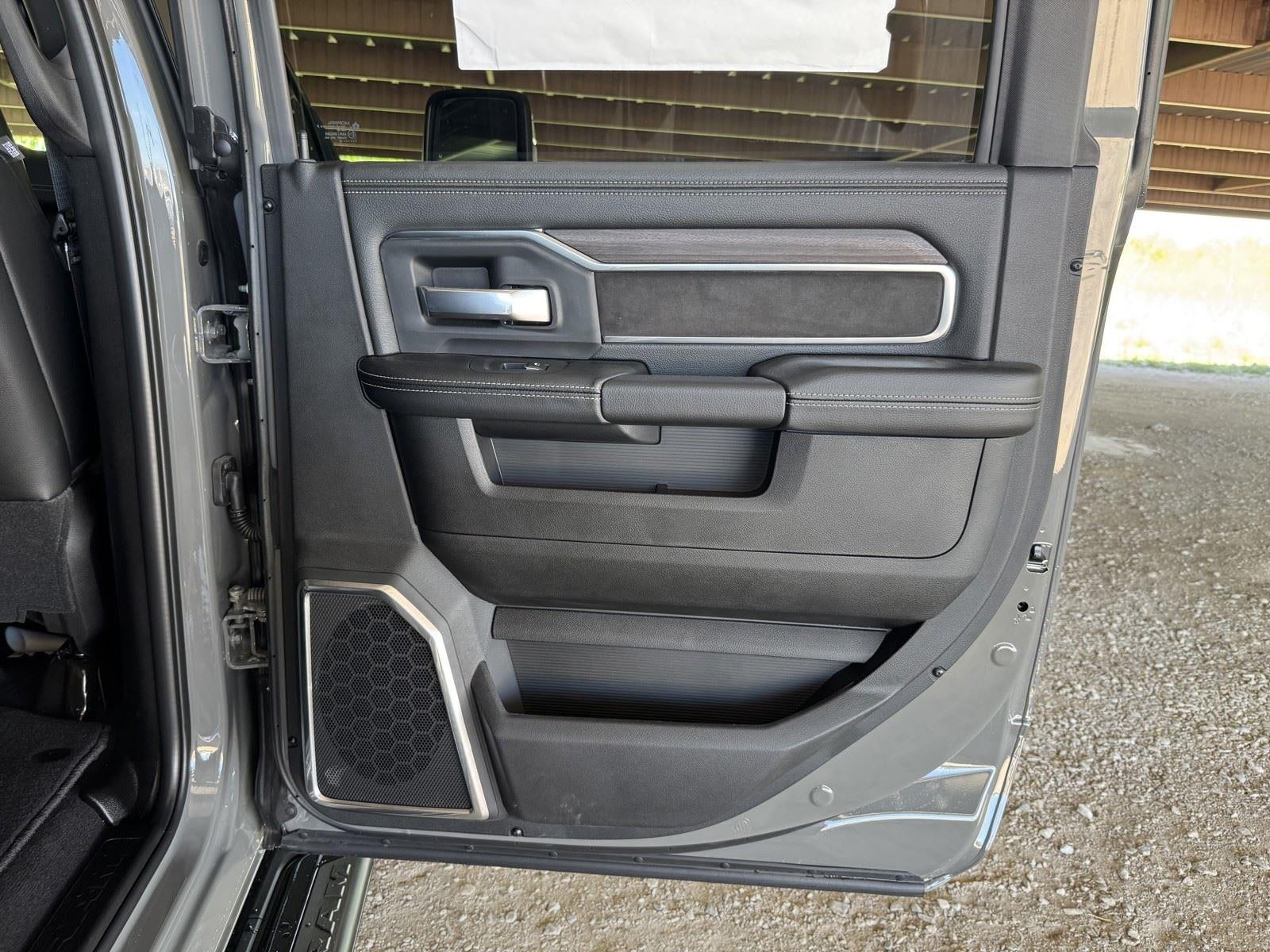 2026 RAM Ram 2500 RAM 2500 LARAMIE MEGA CAB 4X4 6'4' BOX