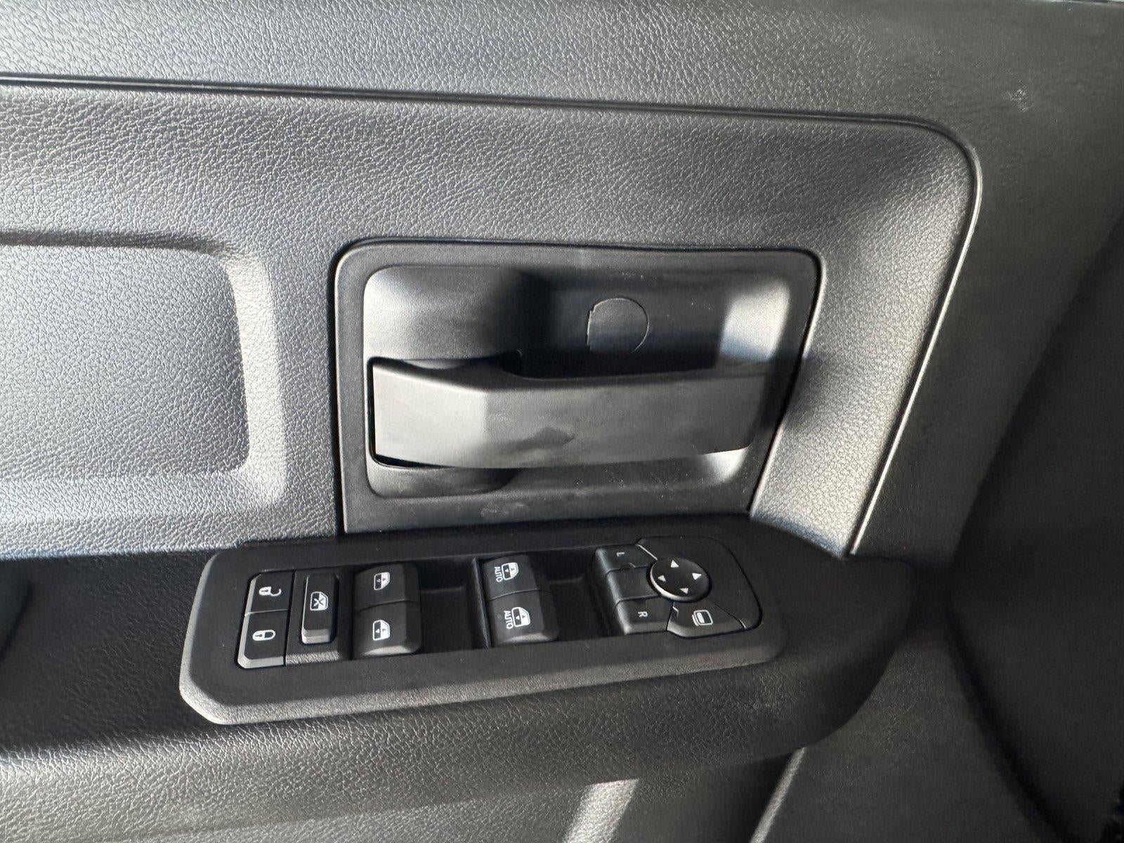 2026 RAM Ram 3500 RAM 3500 TRADESMAN CREW CAB 4X4 8' BOX