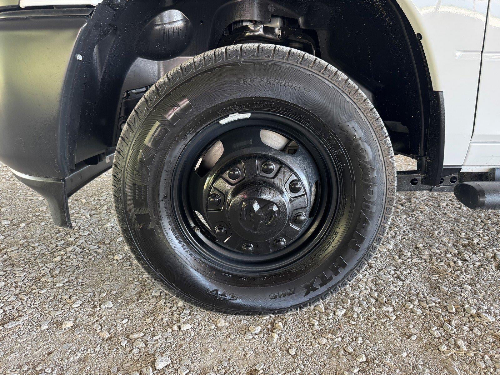 2027 RAM Ram 3500 RAM 3500 TRADESMAN CREW CAB 4X4 8' BOX