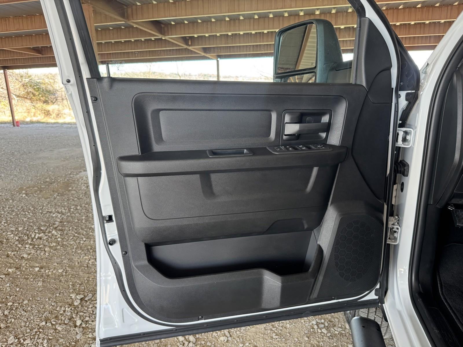 2026 RAM Ram 3500 RAM 3500 TRADESMAN CREW CAB 4X4 8' BOX