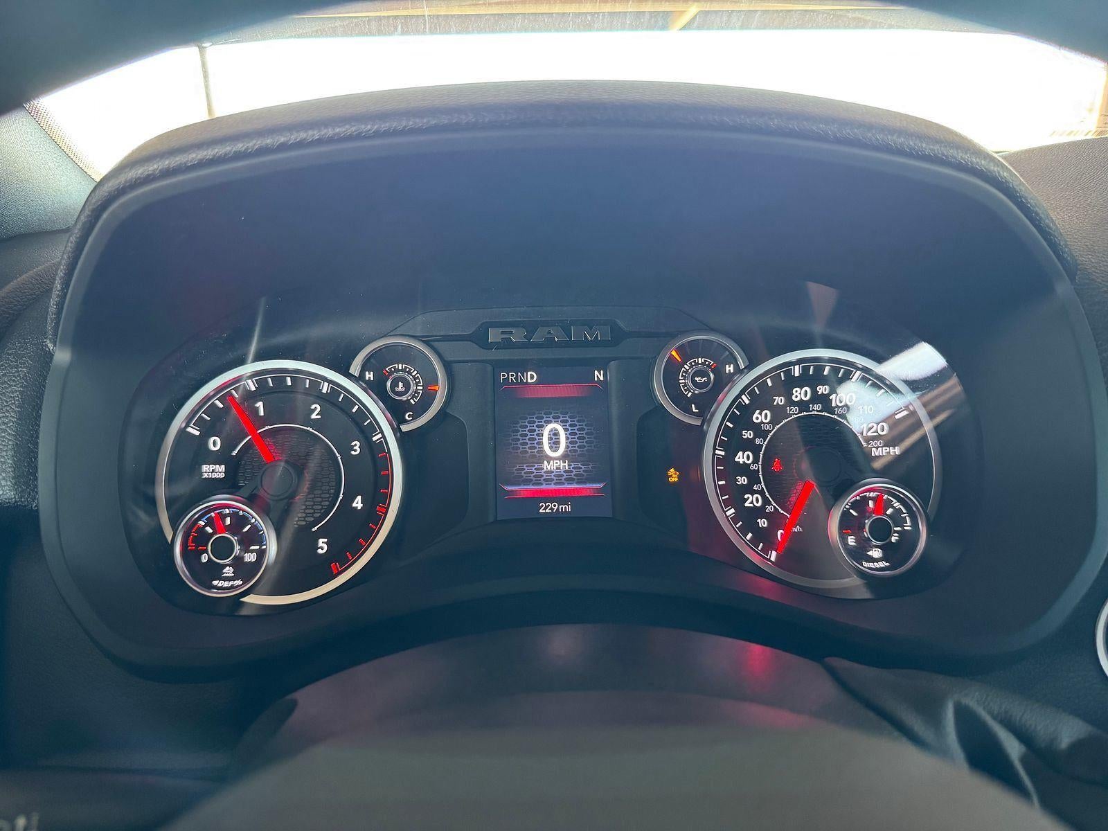 2026 RAM Ram 3500 RAM 3500 TRADESMAN CREW CAB 4X4 8' BOX