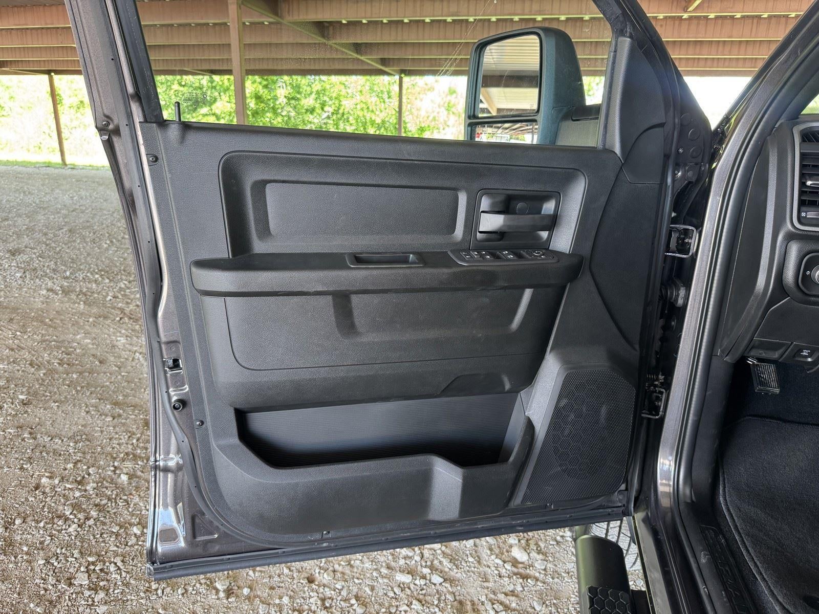2026 RAM Ram 3500 RAM 3500 TRADESMAN CREW CAB 4X4 8' BOX
