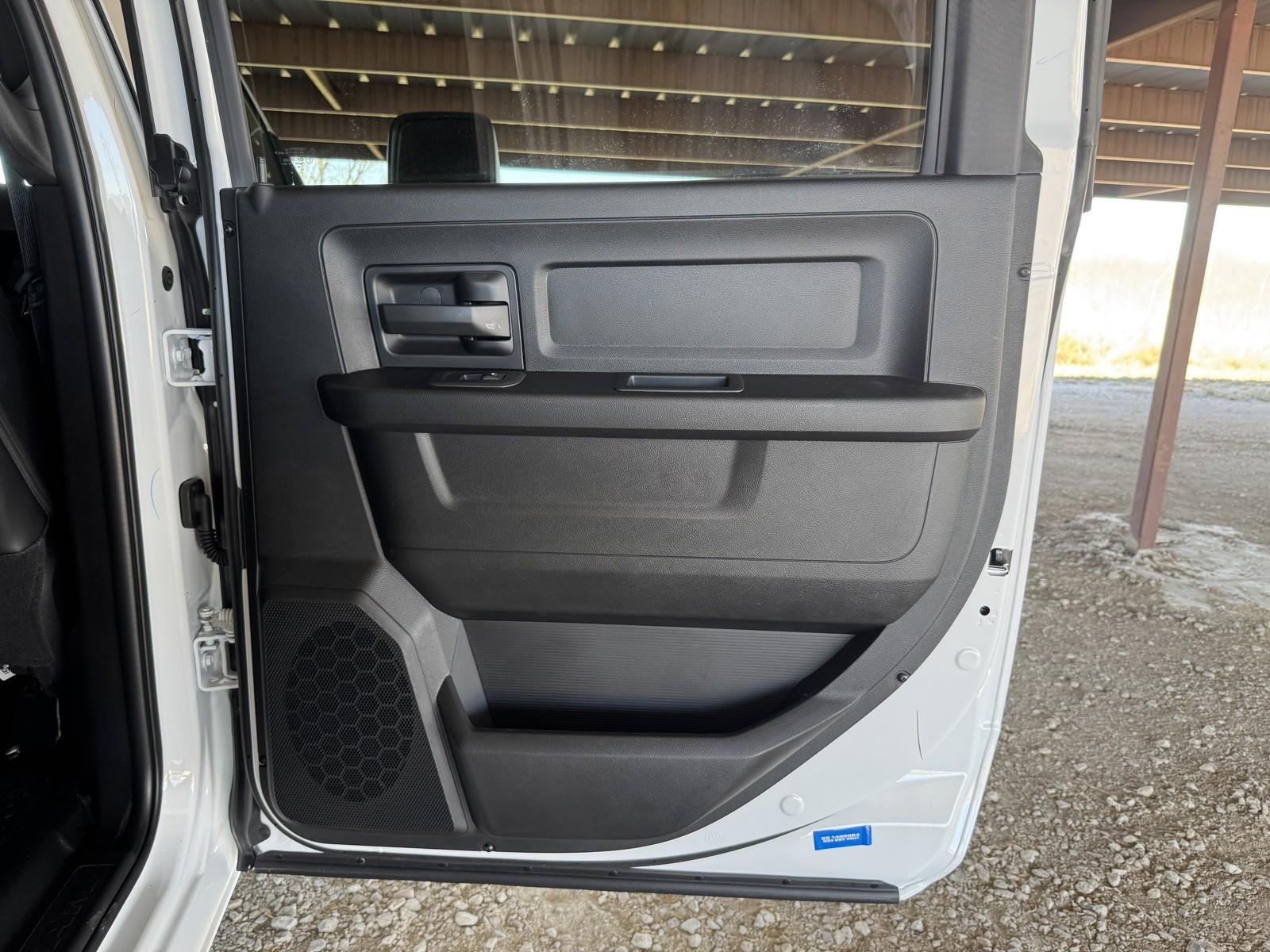 2026 RAM Ram 3500 RAM 3500 TRADESMAN CREW CAB 4X4 8' BOX