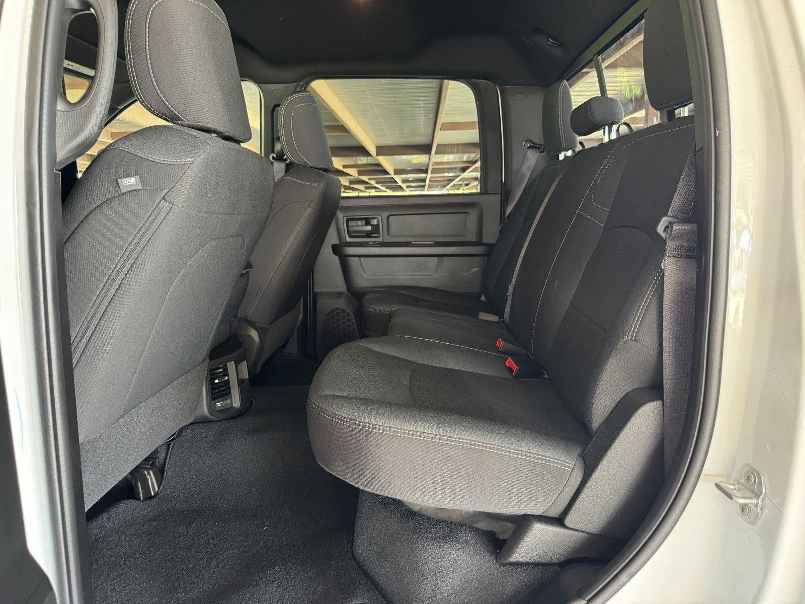 2027 RAM Ram 3500 RAM 3500 TRADESMAN CREW CAB 4X4 8' BOX