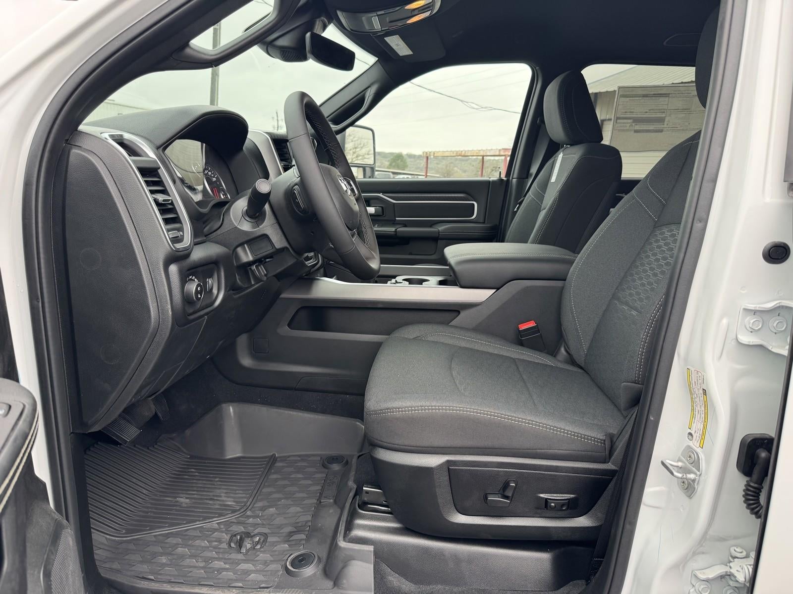 2026 RAM Ram 3500 RAM 3500 LONE STAR CREW CAB 4X4 8' BOX