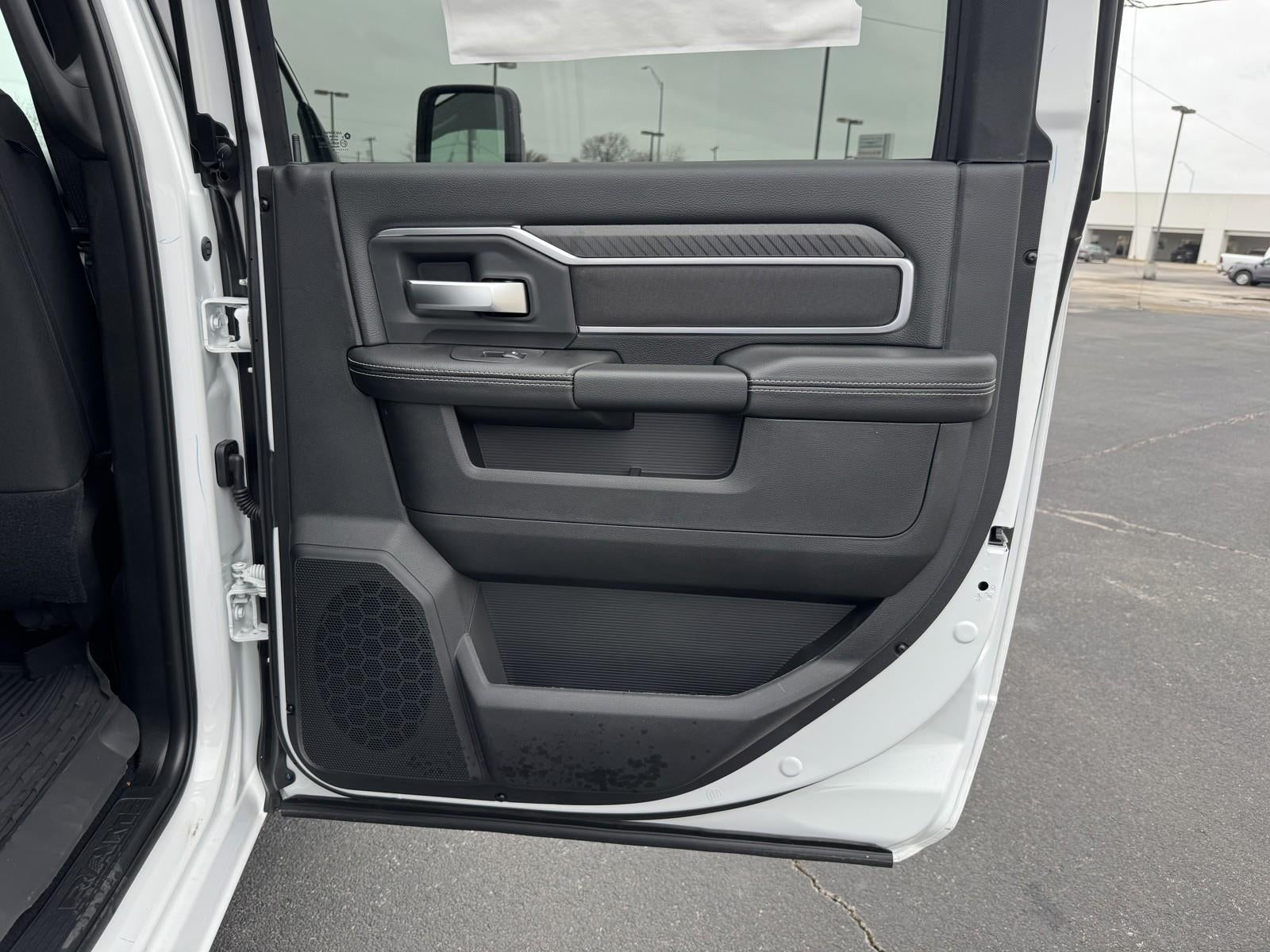 2026 RAM Ram 3500 RAM 3500 LONE STAR CREW CAB 4X4 8' BOX