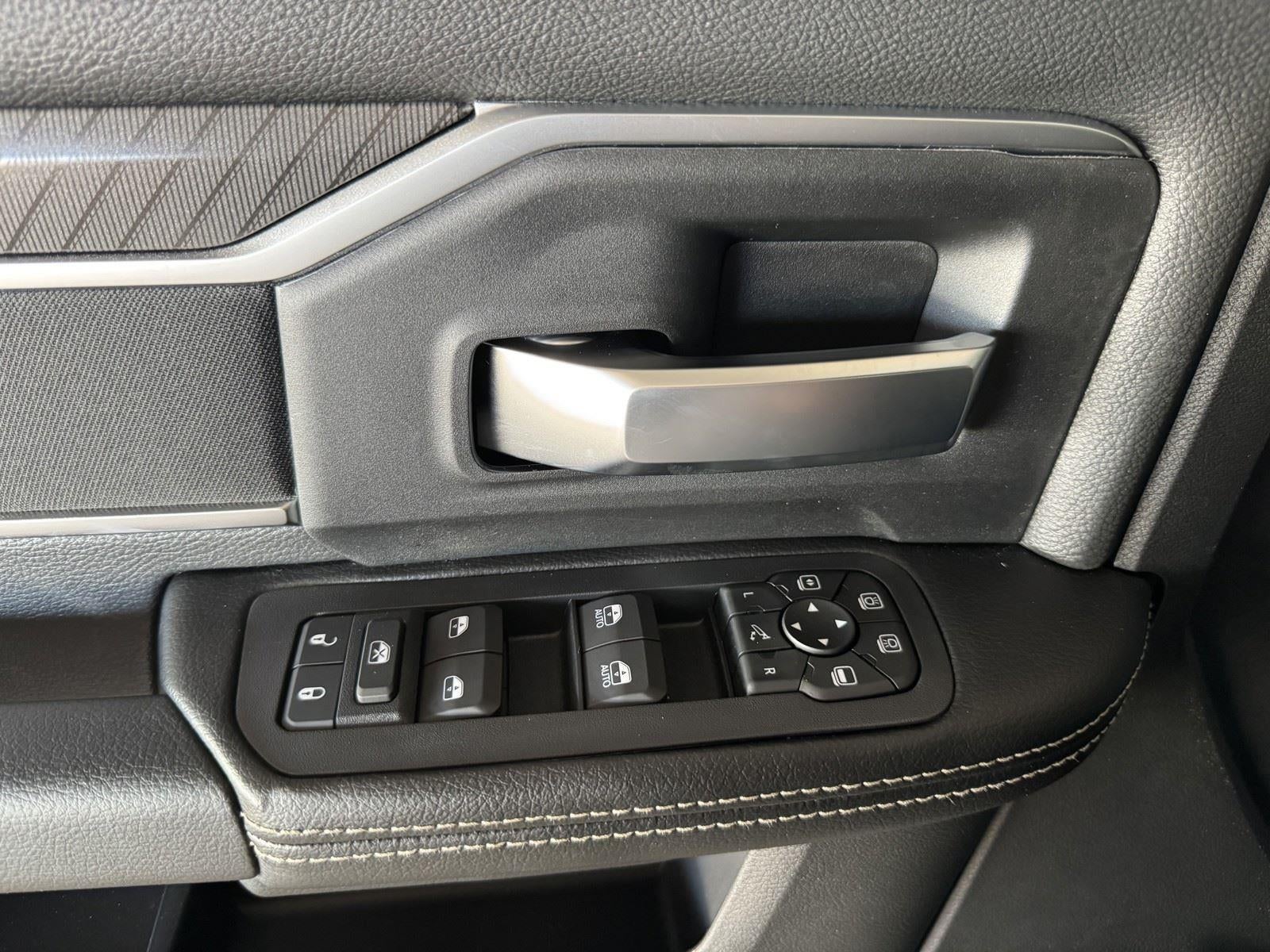 2026 RAM Ram 3500 RAM 3500 LONE STAR CREW CAB 4X4 8' BOX