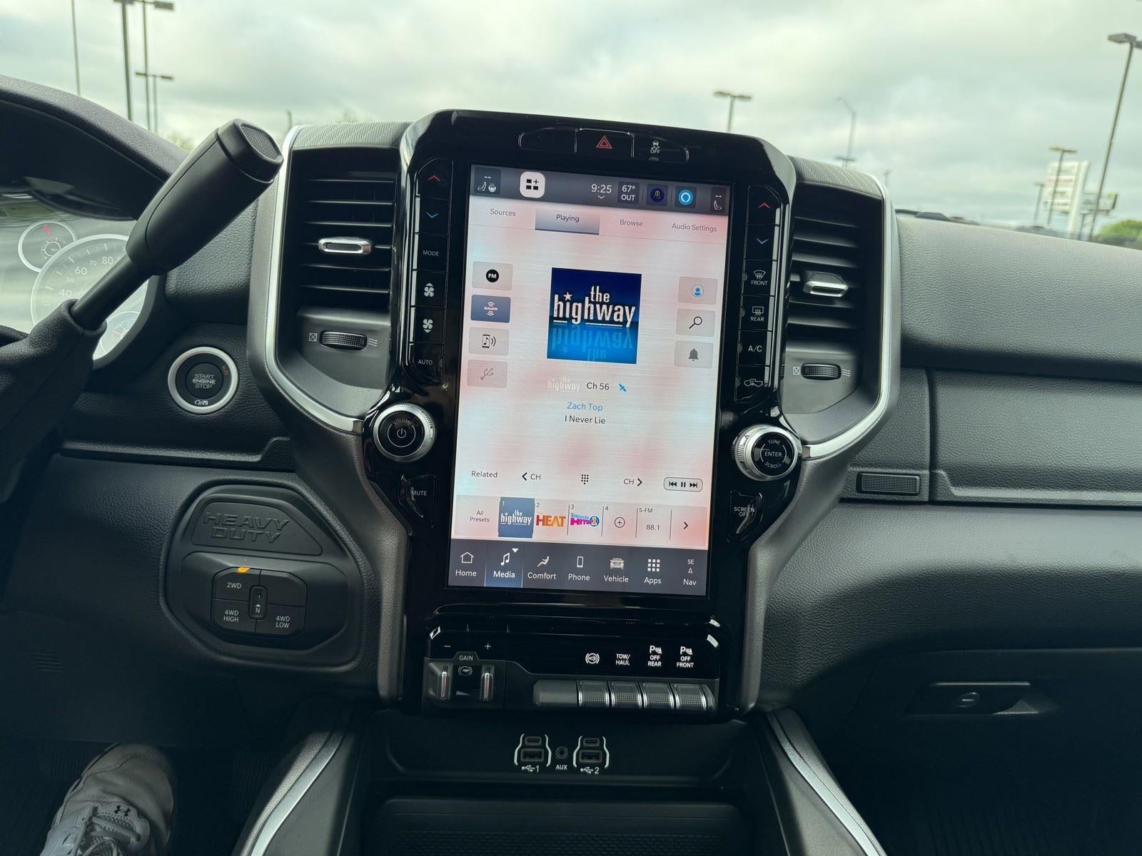 2026 RAM Ram 3500 RAM 3500 LONE STAR CREW CAB 4X4 8' BOX