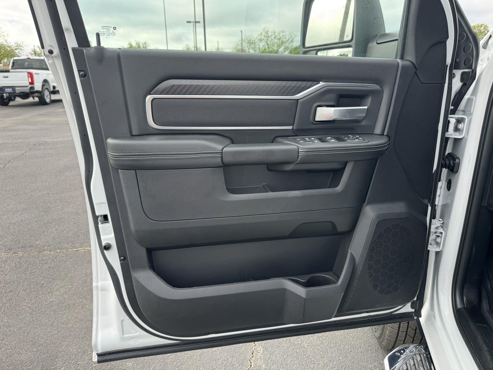 2026 RAM Ram 3500 RAM 3500 LONE STAR CREW CAB 4X4 8' BOX