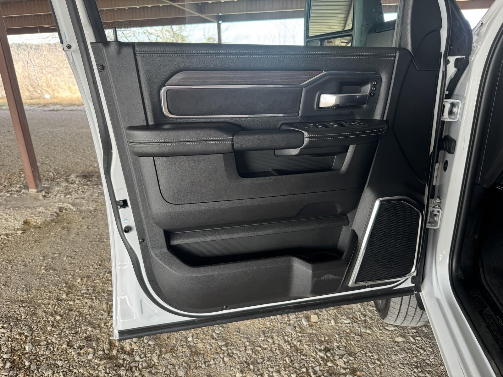 2026 RAM Ram 3500 RAM 3500 LARAMIE CREW CAB 4X4 8' BOX