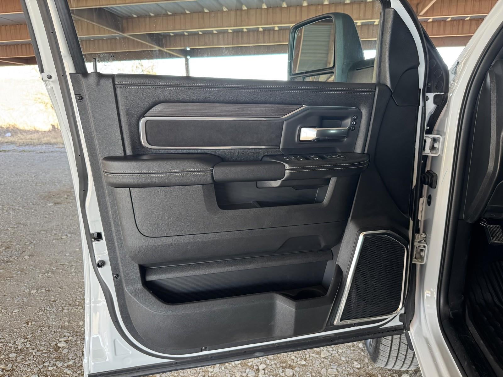 2026 RAM Ram 3500 RAM 3500 LARAMIE CREW CAB 4X4 8' BOX