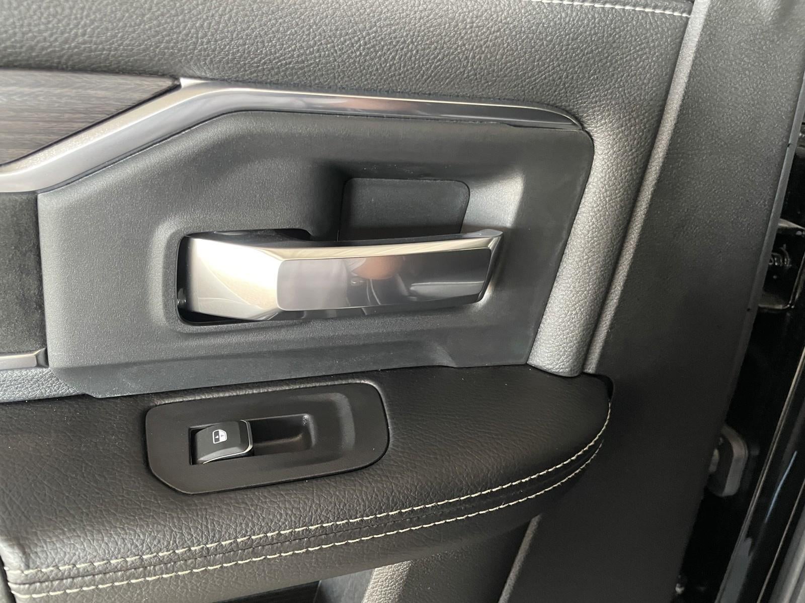 2026 RAM Ram 3500 RAM 3500 LARAMIE CREW CAB 4X4 8' BOX