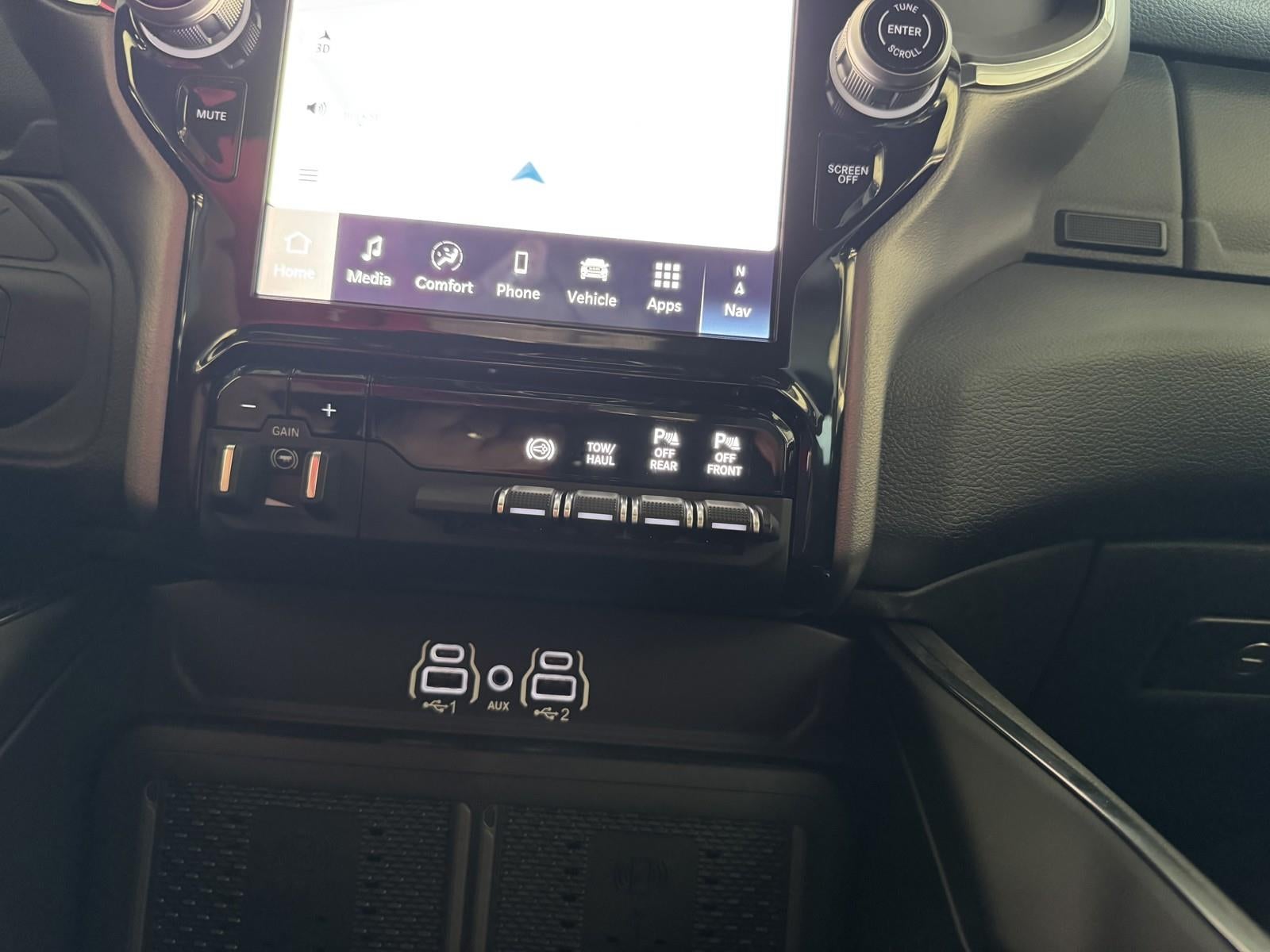 2026 RAM Ram 3500 RAM 3500 LARAMIE CREW CAB 4X4 8' BOX