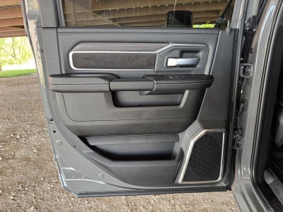 2026 RAM Ram 3500 RAM 3500 LARAMIE CREW CAB 4X4 8' BOX