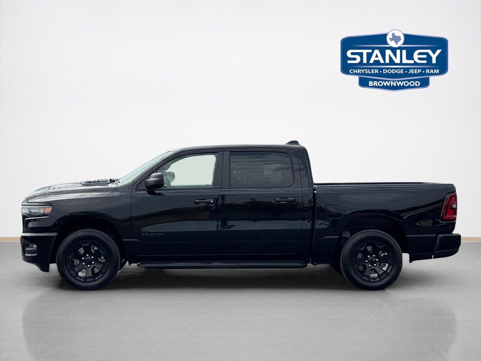 2026 RAM 1500 RAM 1500 EXPRESS CREW CAB 4X4 5'7' BOX