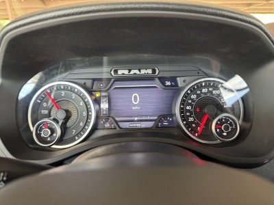 2026 RAM 1500 RAM 1500 EXPRESS CREW CAB 4X4 5'7' BOX