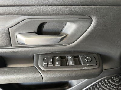 2026 RAM 1500 RAM 1500 EXPRESS CREW CAB 4X4 5'7' BOX