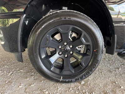 2026 RAM 1500 RAM 1500 EXPRESS CREW CAB 4X4 5'7' BOX
