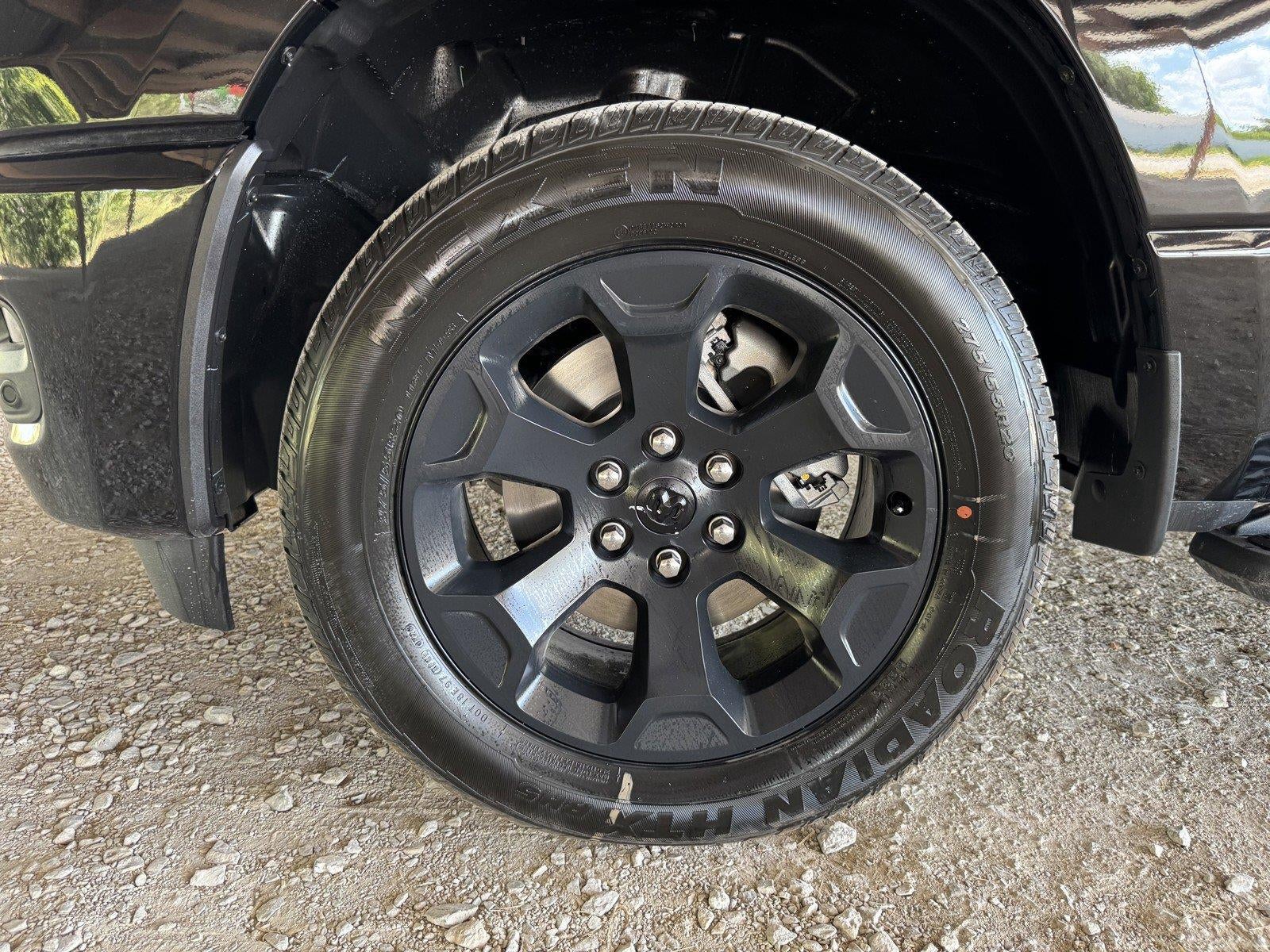 2026 RAM 1500 RAM 1500 EXPRESS CREW CAB 4X4 5'7' BOX