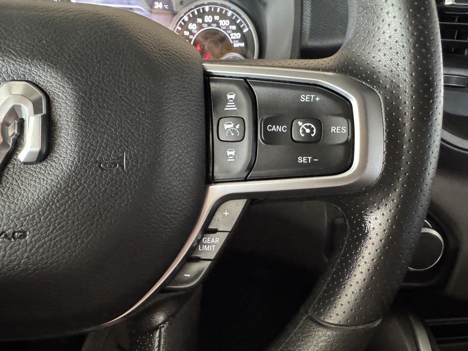 2027 RAM Ram 1500 RAM 1500 EXPRESS CREW CAB 4X4 5'7' BOX