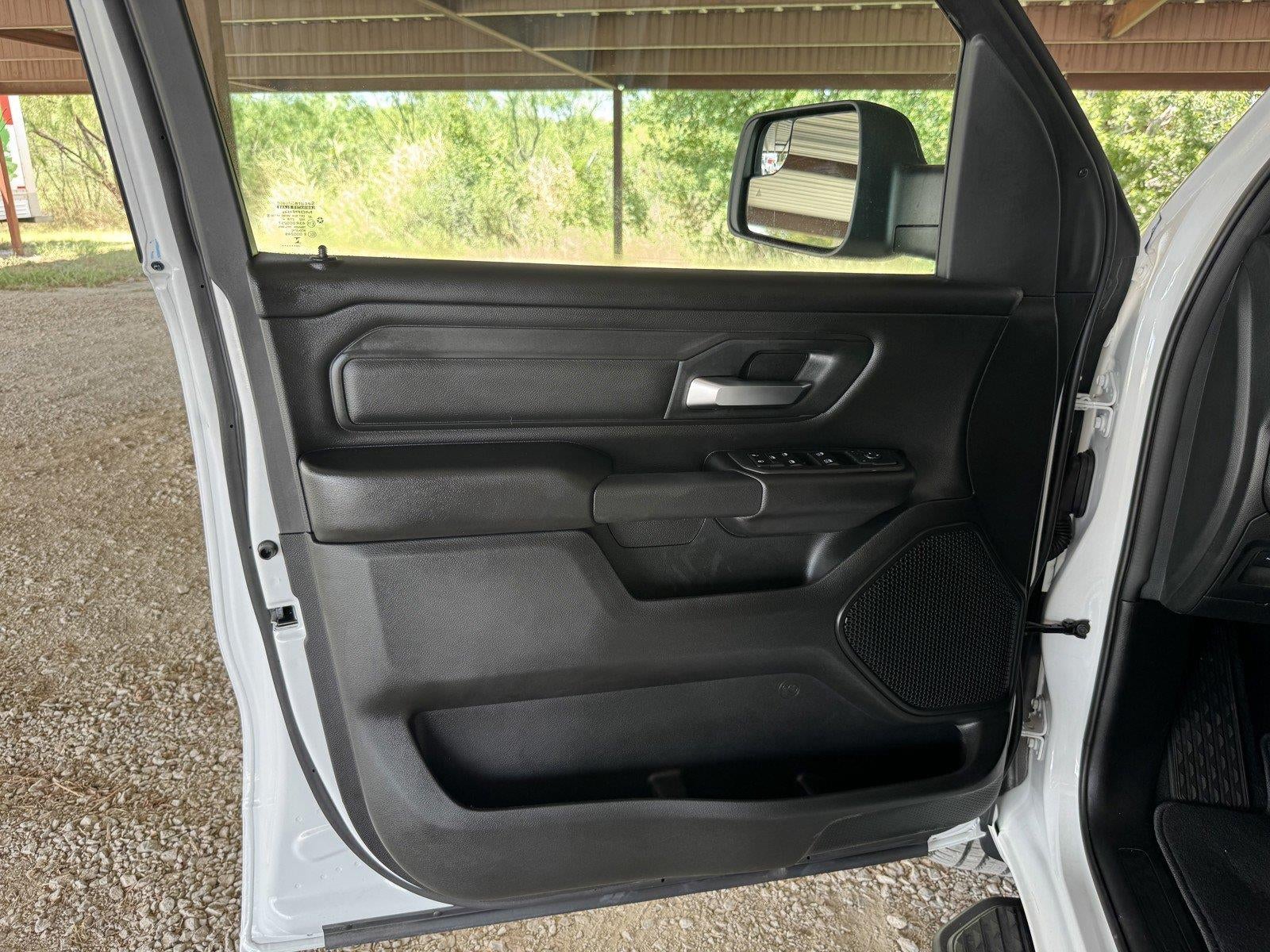 2027 RAM Ram 1500 RAM 1500 EXPRESS CREW CAB 4X4 5'7' BOX