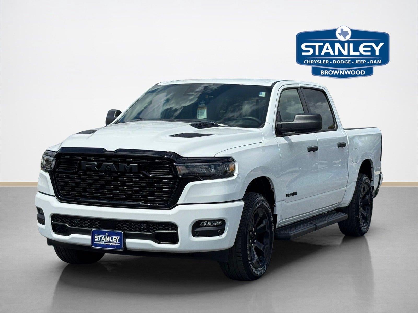 2027 RAM Ram 1500 RAM 1500 EXPRESS CREW CAB 4X4 5'7' BOX