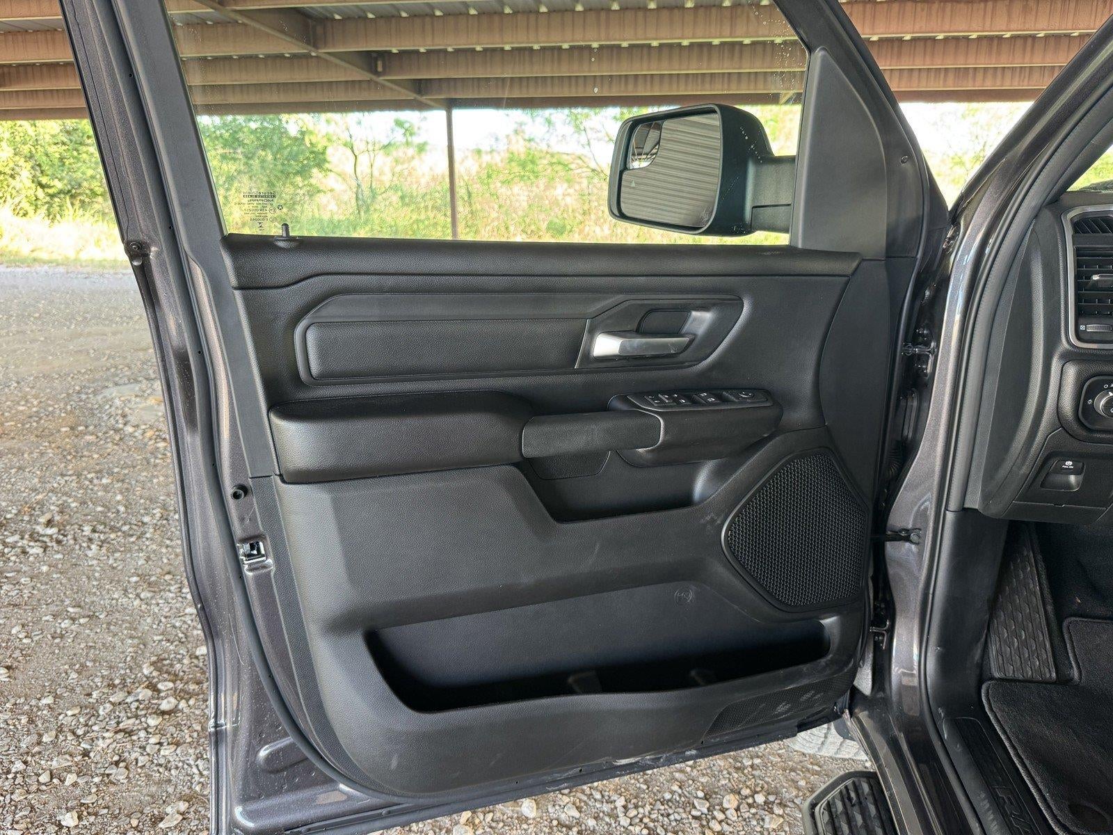2026 RAM 1500 RAM 1500 EXPRESS CREW CAB 4X4 5'7' BOX