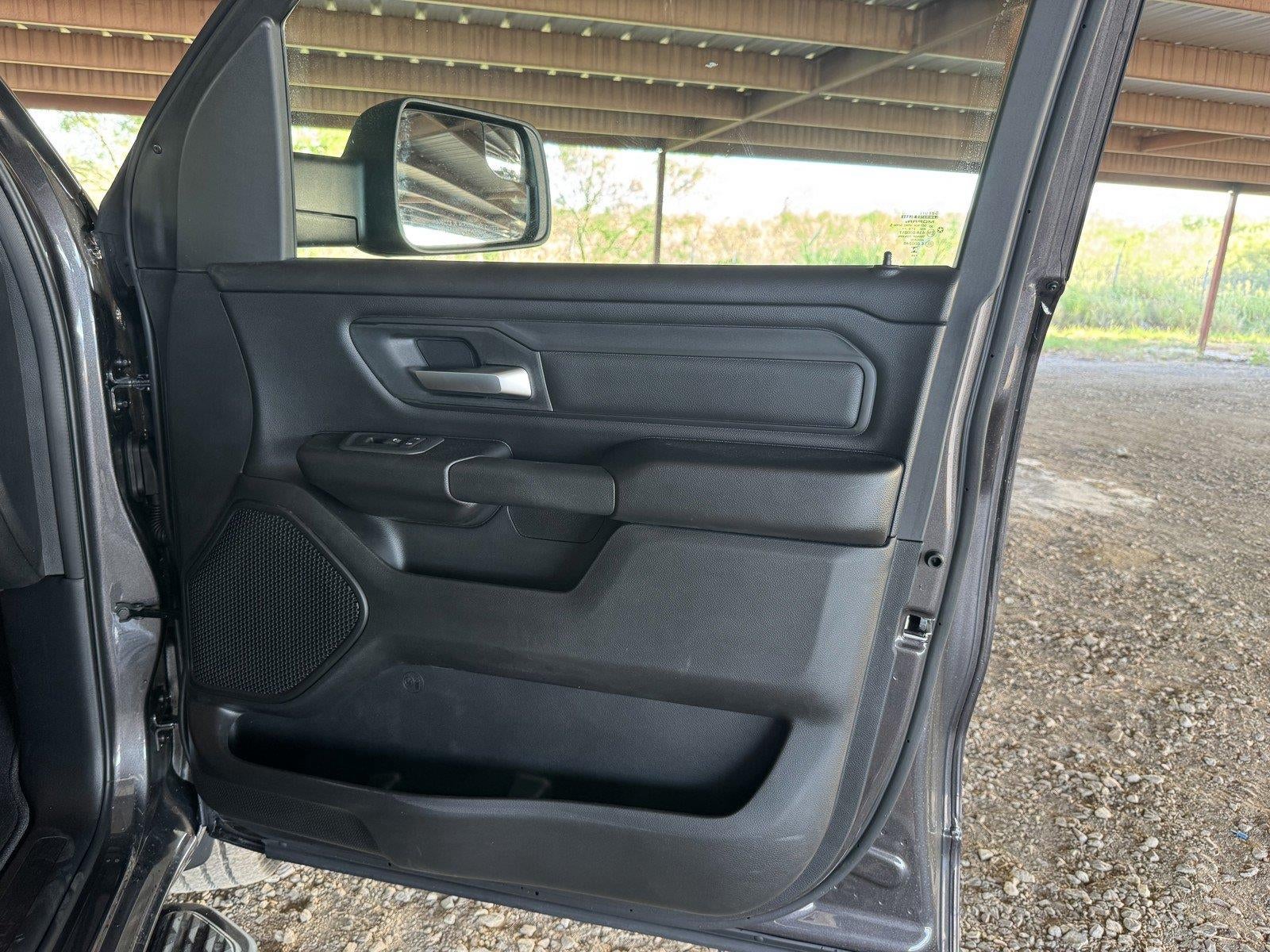 2026 RAM 1500 RAM 1500 EXPRESS CREW CAB 4X4 5'7' BOX