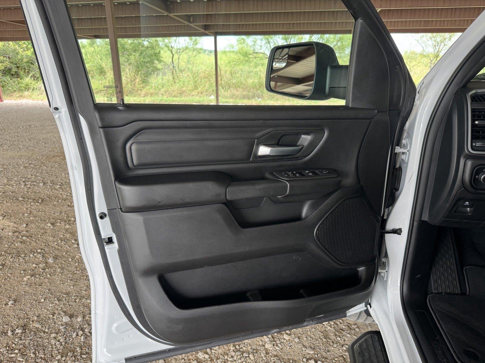 2026 RAM 1500 RAM 1500 EXPRESS CREW CAB 4X4 5'7' BOX