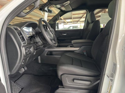 2026 RAM 1500 RAM 1500 EXPRESS CREW CAB 4X4 5'7' BOX